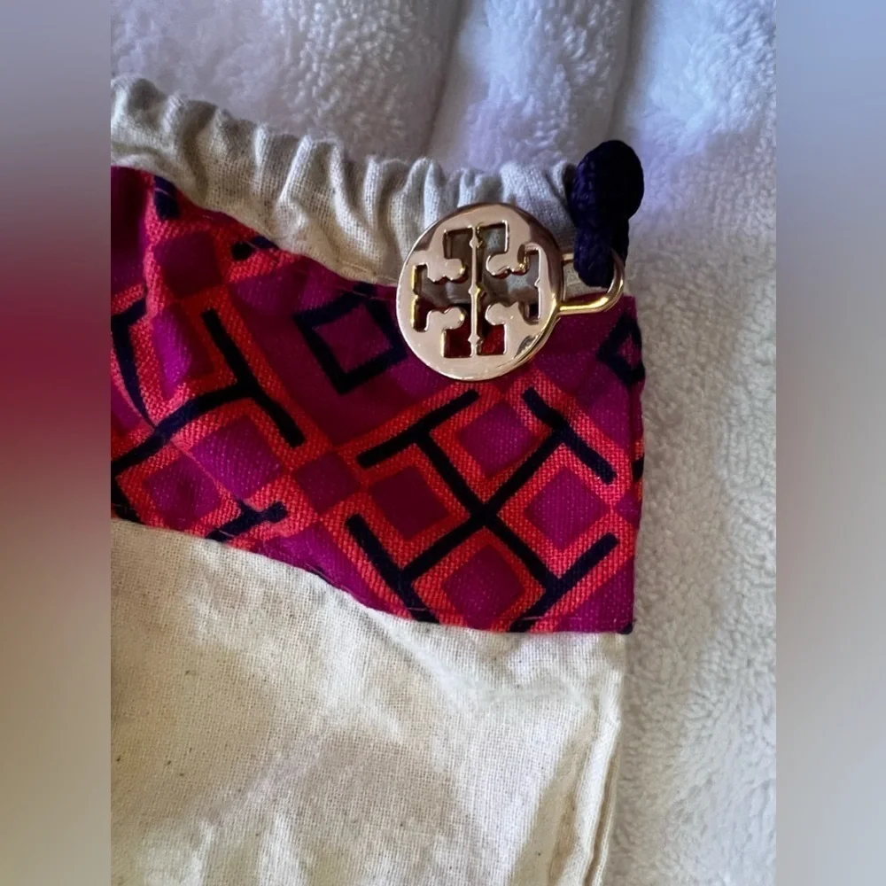 Tory Burch questions leave